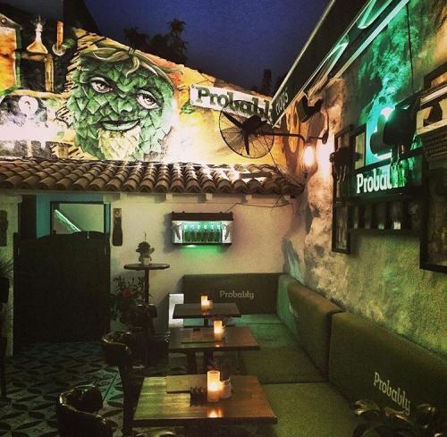 Hops Irish Pub - Alaçatı - 3